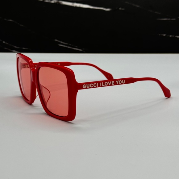 Gucci Red Sunglasses - Picture 6 of 13
